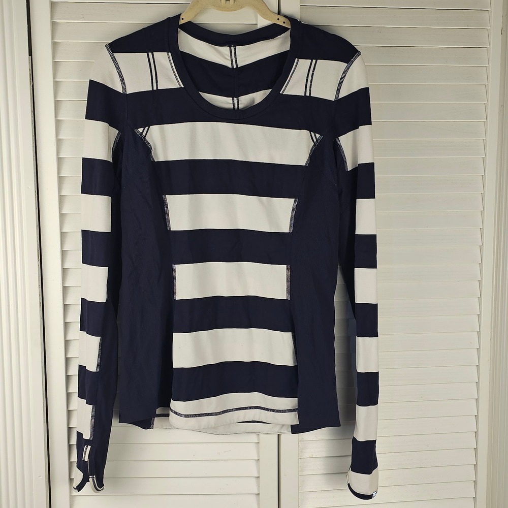 Lululemon Run White Deep Indigo Wide‎ Bold Stripe Switch Back Long Sleeve Top 8